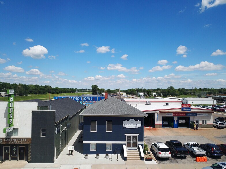 233 S Washington St, Papillion, NE for sale - Building Photo - Image 1 of 1