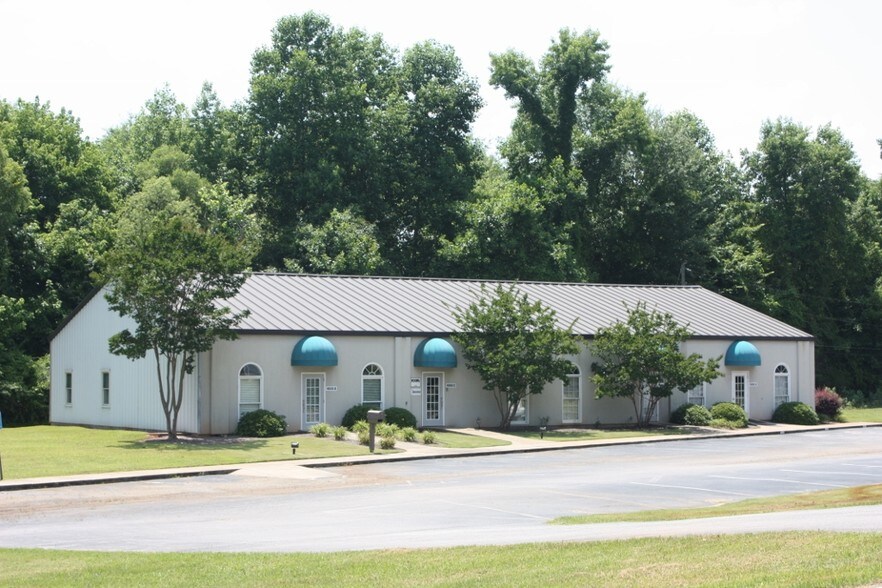 1000 Longley Pl, Lagrange, GA for sale - Building Photo - Image 1 of 1