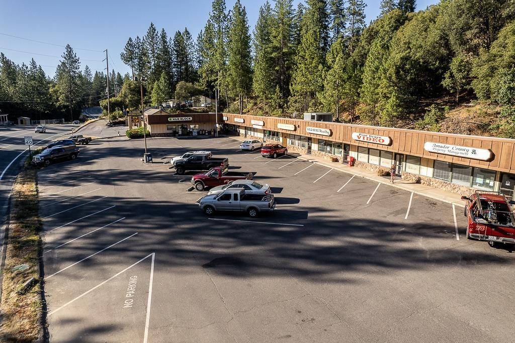 20104 State Highway 88, Pine Grove, CA 95665 Pine Grove Village