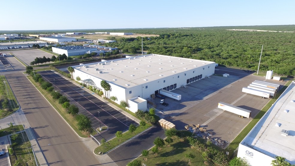 11921 Hayter Rd, Laredo, TX 78045