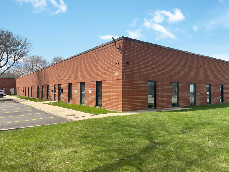 416 S Vermont St, Palatine, IL for lease - Building Photo - Image 1 of 5