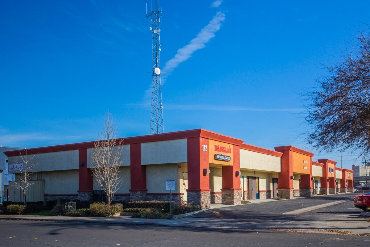142 N 9th St, Modesto, CA 95350 Flex for Lease