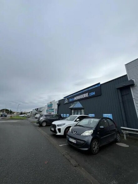 Retail in Portet-sur-Garonne for lease - Building Photo - Image 2 of 6
