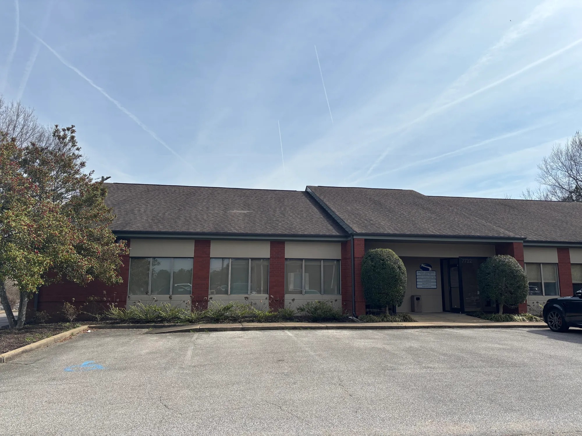7732-7734 Airways Blvd, Southaven, MS for lease Building Photo- Image 1 of 2
