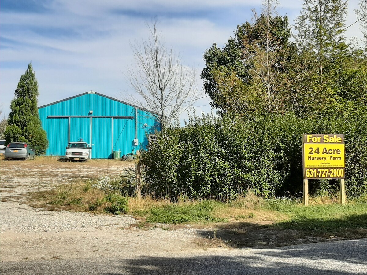 Twomey Ave, Baiting Hollow, NY 11933