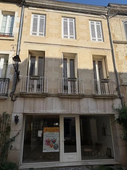 Flex in La Réole for sale - Building Photo - Image 1 of 5