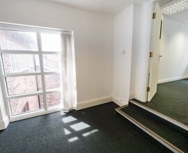 10 Bradley St, Manchester for lease Interior Photo- Image 2 of 6