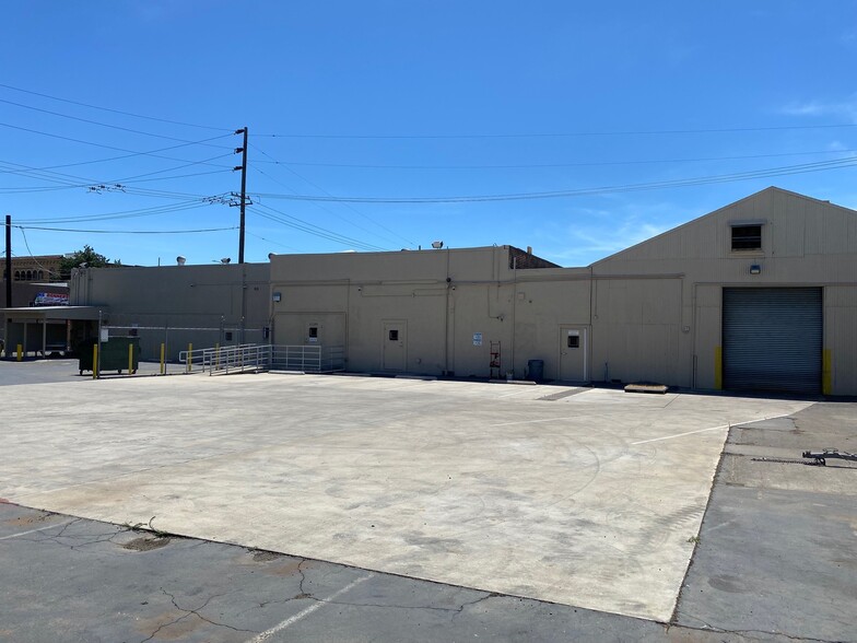 222 N Wilson Way, Stockton, CA for lease - Building Photo - Image 3 of 6