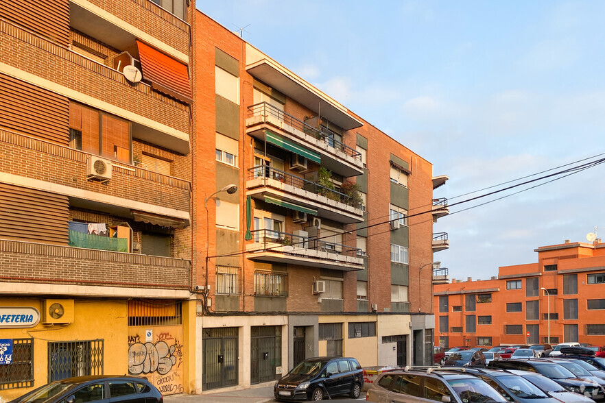 Calle de la Duquesa de Tamames, 2, Madrid, Madrid for sale - Primary Photo - Image 1 of 2