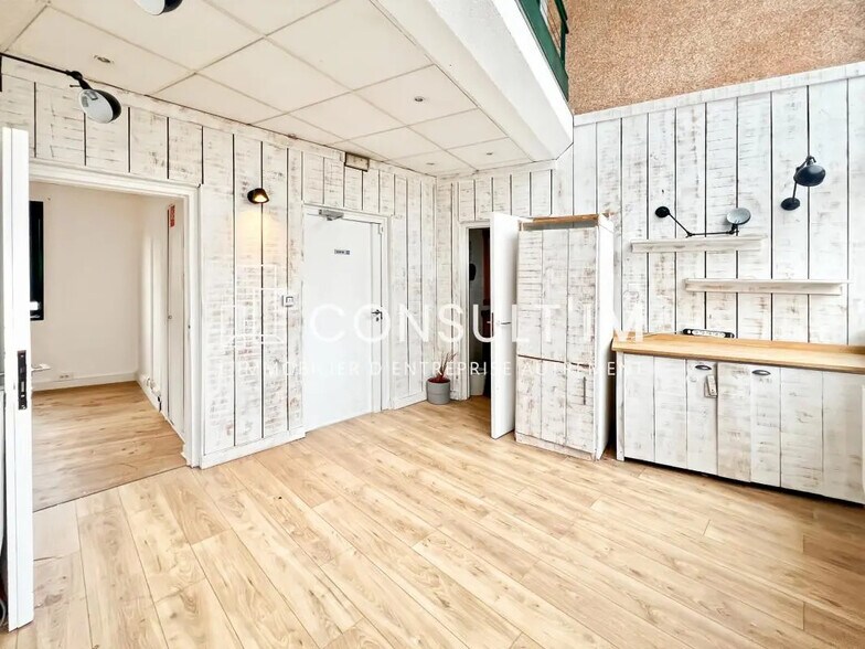 Office in Boulogne-Billancourt for lease - Building Photo - Image 2 of 7