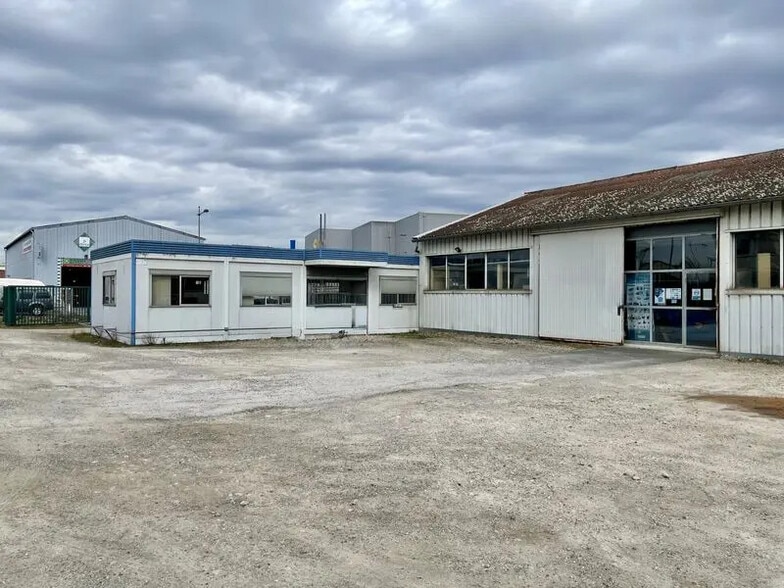 Flex in Nogent-sur-Oise for lease - Building Photo - Image 1 of 6