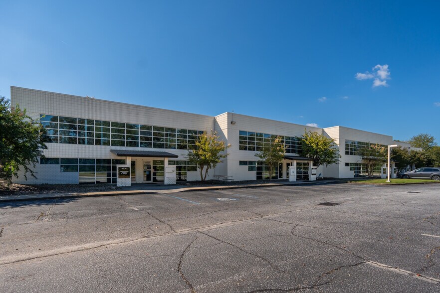 5 Century Dr, Greenville, SC for lease - Building Photo - Image 1 of 3