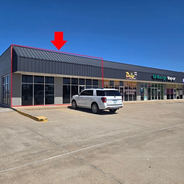 435-447 SW 89th St, Oklahoma City, OK for lease - Building Photo - Image 1 of 7