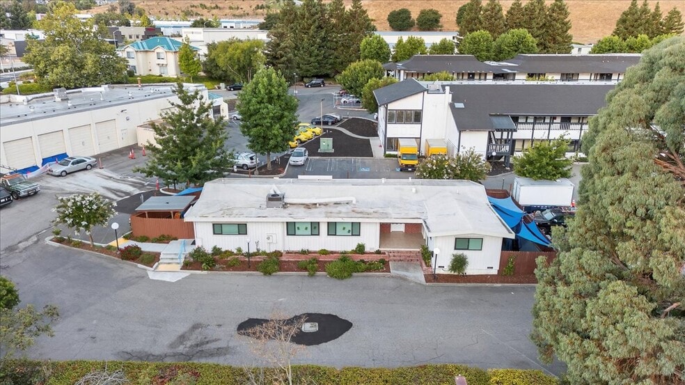 2120 Omega Rd, San Ramon, CA for sale - Building Photo - Image 3 of 37