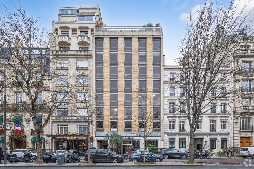 35 Avenue Franklin D. Roosevelt, Paris for lease - Primary Photo - Image 1 of 4