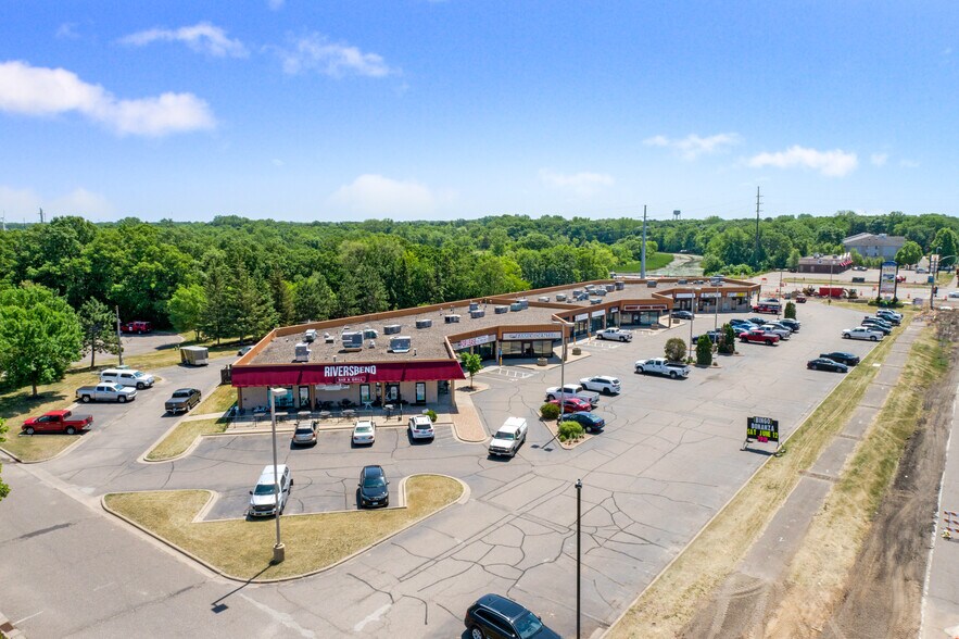 1400114077 Saint Francis Blvd, Anoka, MN 55303