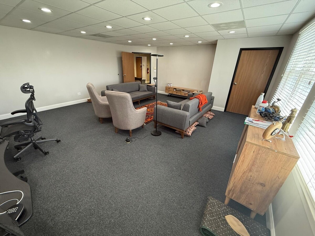 271 US Highway 46, Fairfield, NJ 07004 - Unit H210-211 - - Interior Photo - Image 2 of 10