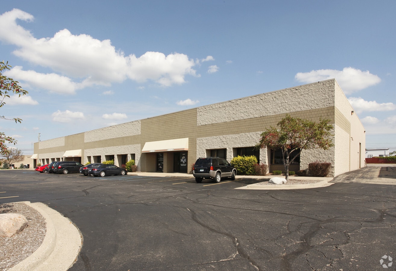 4873348797 West Rd, Wixom, MI 48393