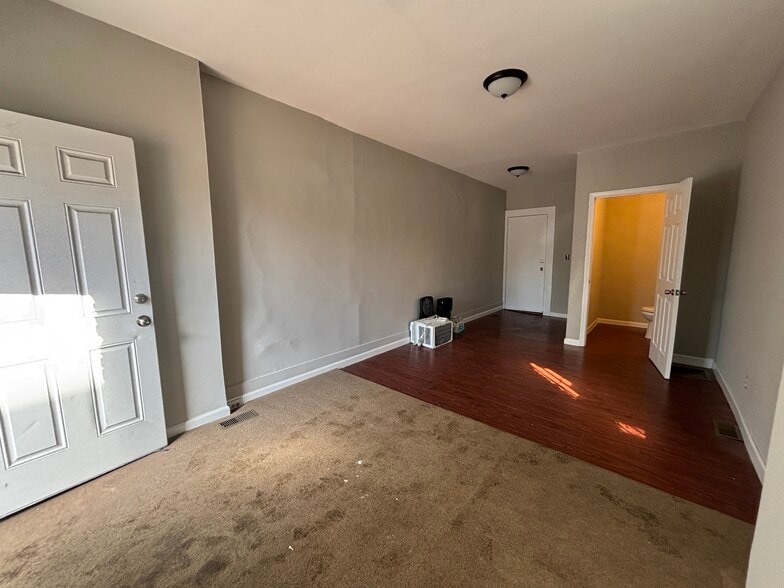 846 N Eutaw St, Baltimore, MD for lease - Building Photo - Image 3 of 5