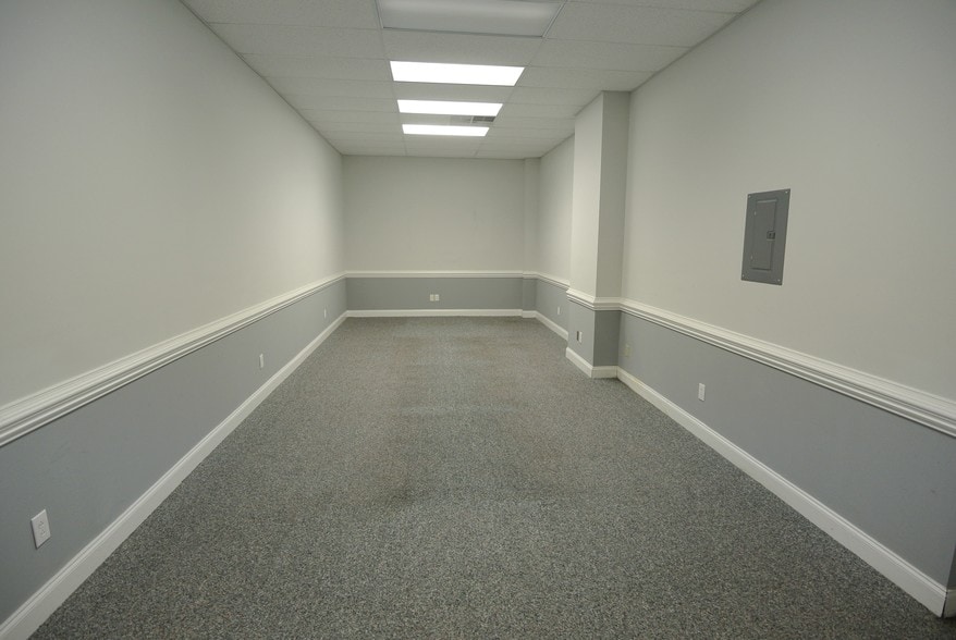 4110 Dr Martin Luther King Jr Blvd, New Bern, NC for lease - Building Photo - Image 3 of 13