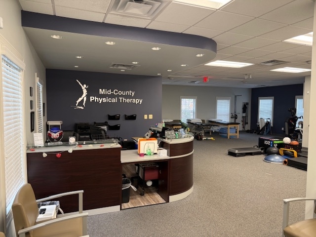 1721-1725 Financial Loop, Woodbridge, VA for lease - Interior Photo - Image 2 of 5