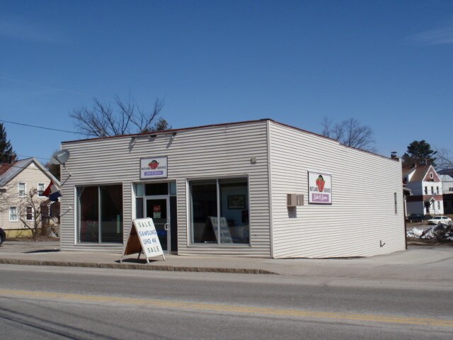 122 Strongs Ave, Rutland, VT for sale Primary Photo- Image 1 of 1