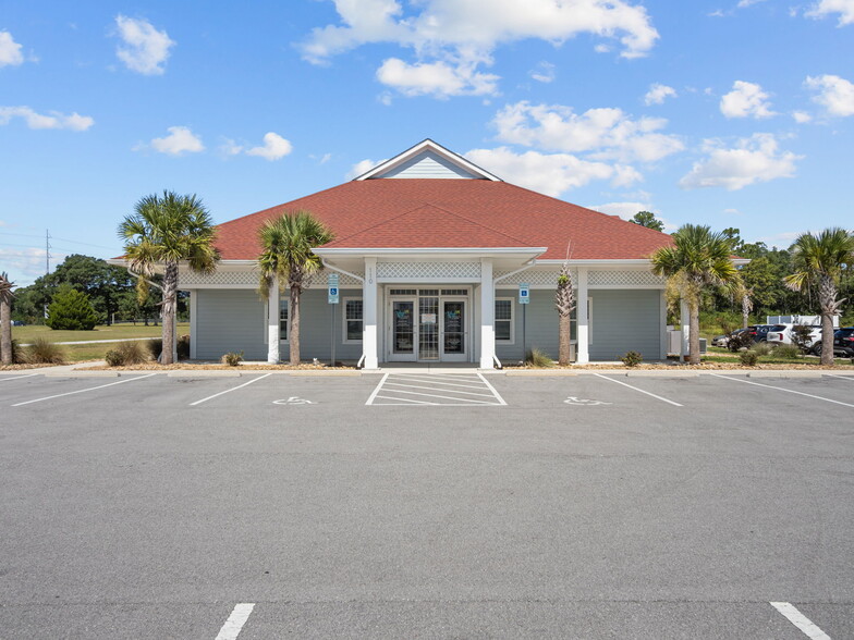 110 Golfin Dolphin Dr, Cape Carteret, NC for sale - Building Photo - Image 2 of 86