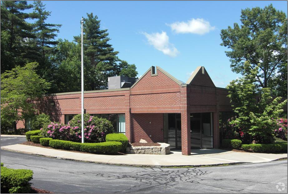 83 Cedar St, Milford, MA 01757