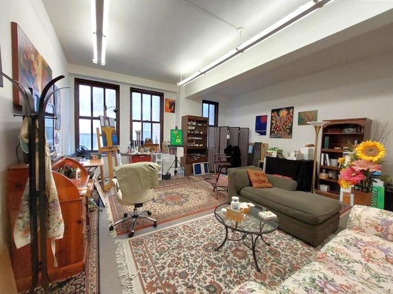 275 4th St E, Saint Paul, MN for lease Interior Photo- Image 1 of 3