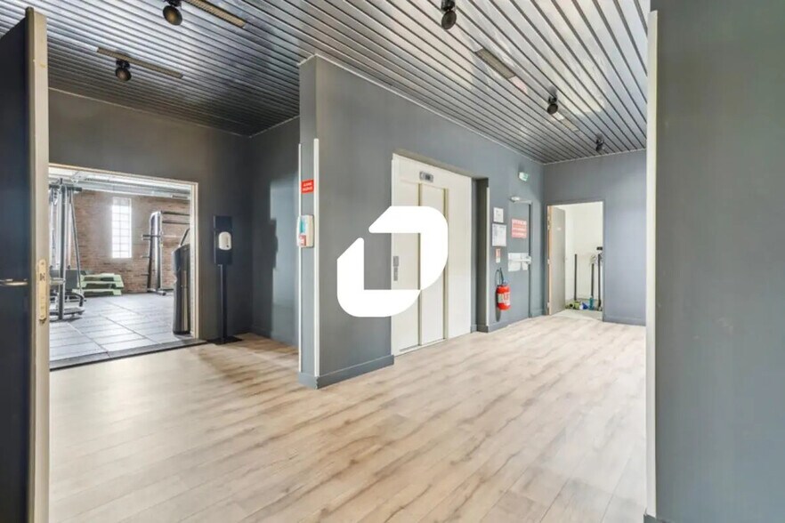 Office in Champigny-sur-Marne for lease - Lobby - Image 2 of 9