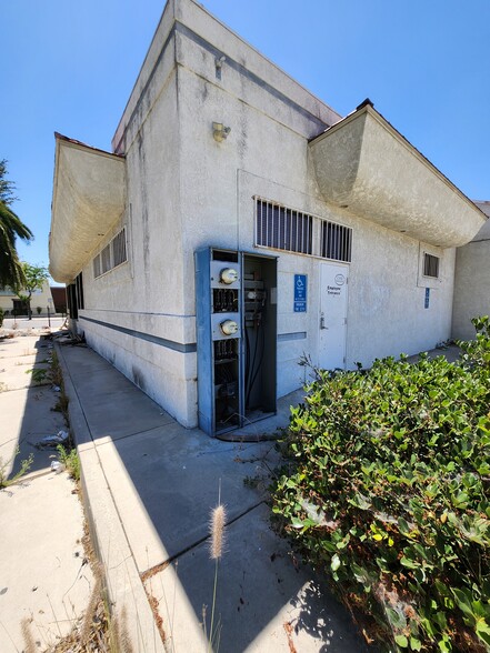 560 N D St, San Bernardino, CA for sale - Building Photo - Image 3 of 17