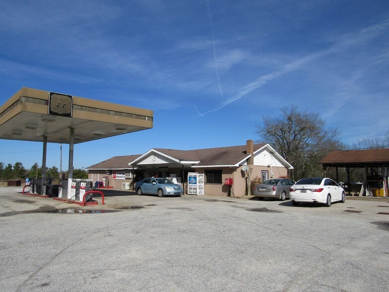 1926 McBee Hwy, Jefferson, SC 29718