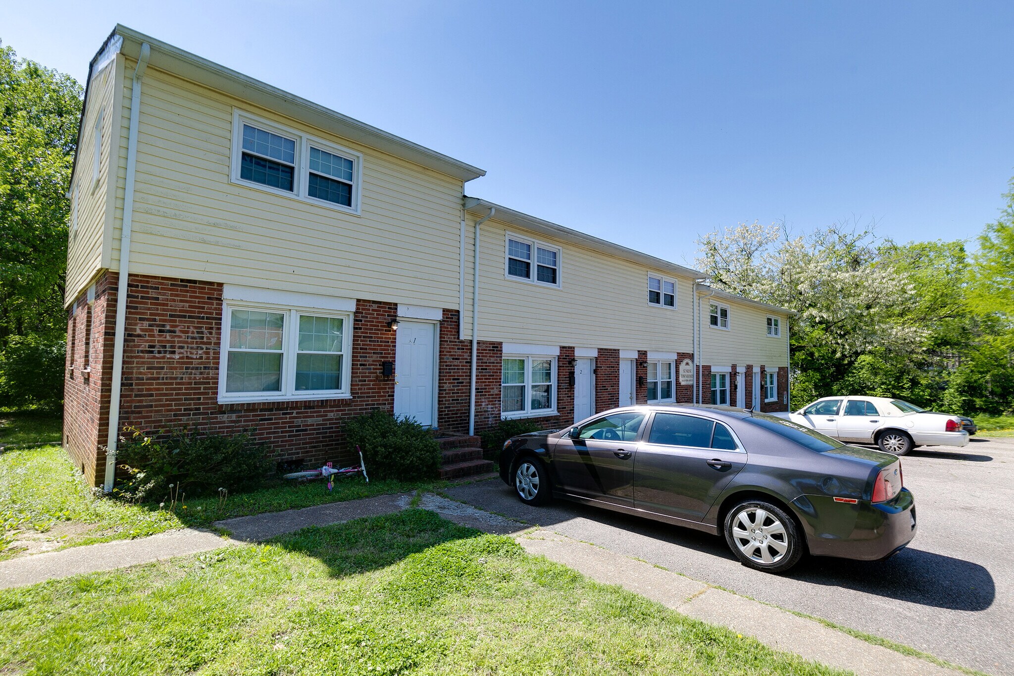 425 E Broadway, Hopewell, VA 23860 Sunrise Apartments 4 Properties