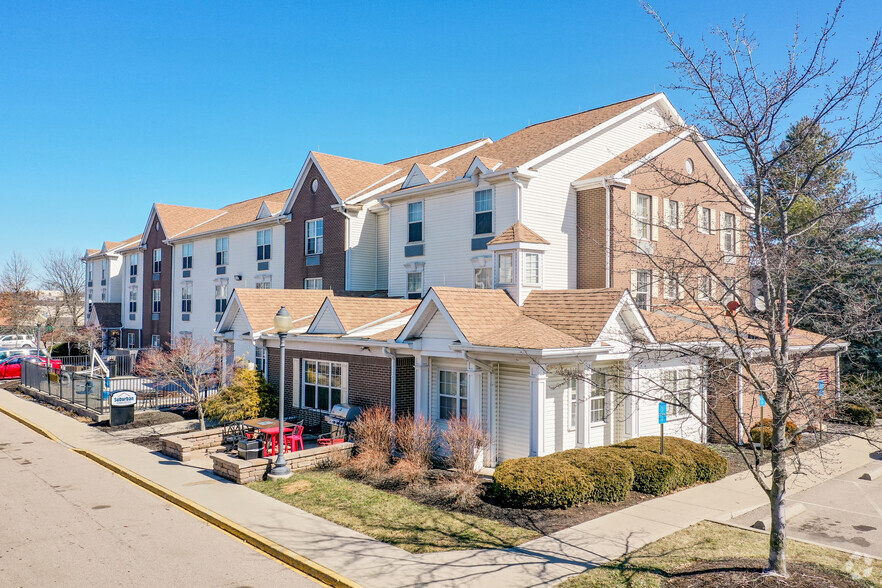 4650 Cornell Rd, Blue Ash, OH for sale - Primary Photo - Image 1 of 6