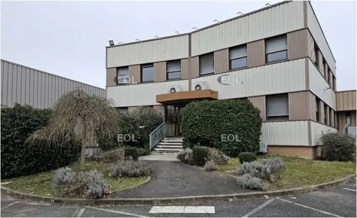 33 Allée Du Clos Des Charmes, Collegien for lease Primary Photo- Image 1 of 5