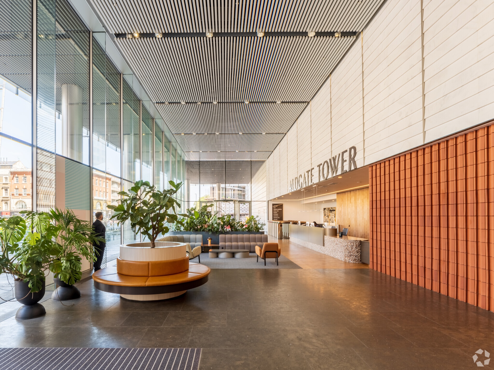2 Leman St, London, E1 8FA - Aldgate Tower | LoopNet