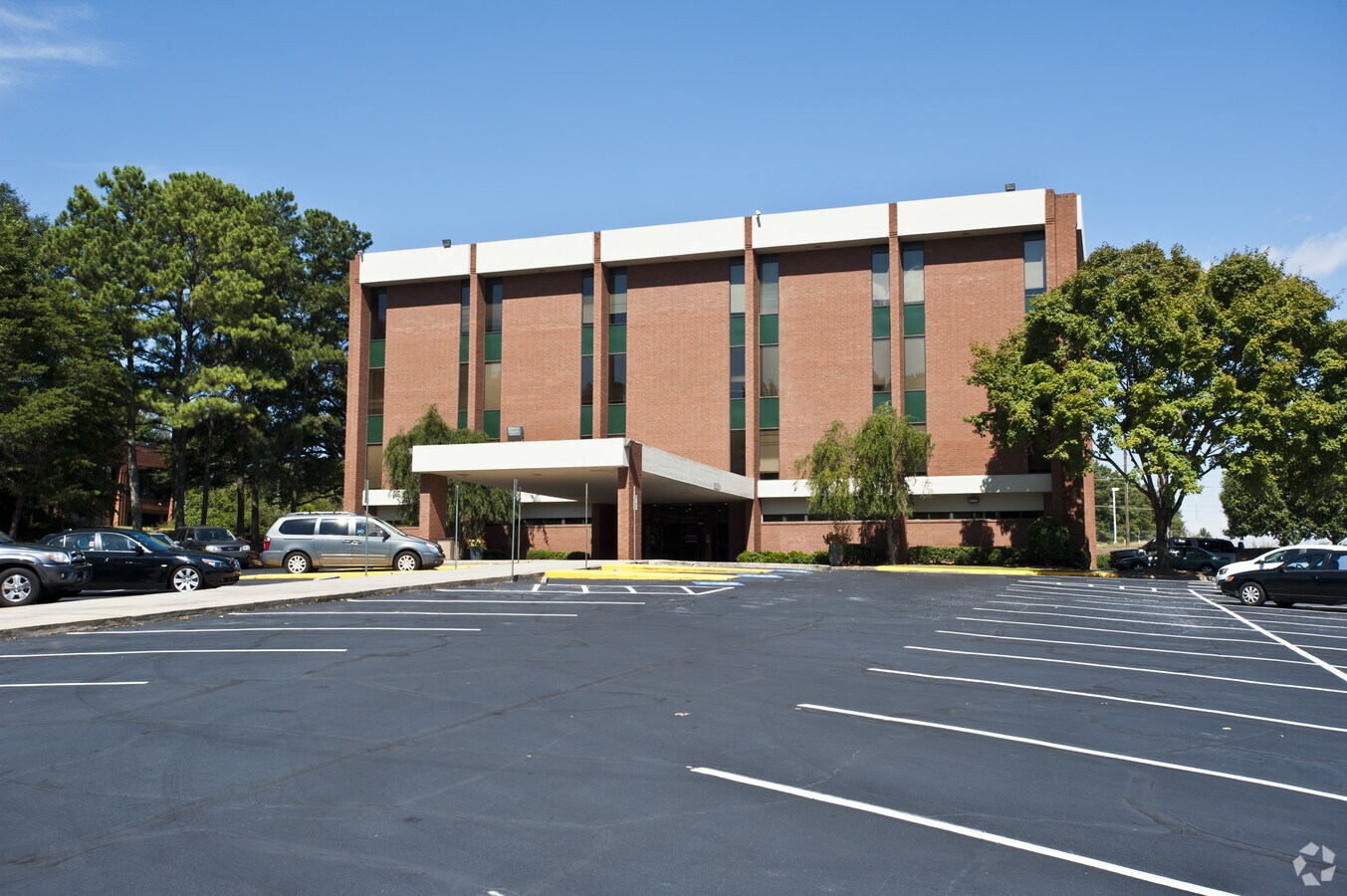 1462 Montreal Rd, Tucker, GA 30084