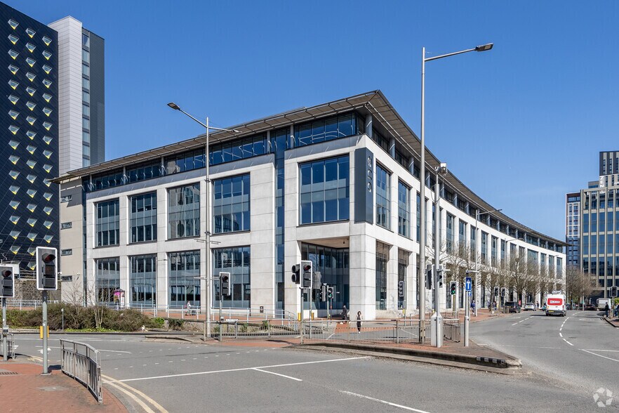 1-2 Callaghan Sq, Cardiff for lease - Primary Photo - Image 1 of 16