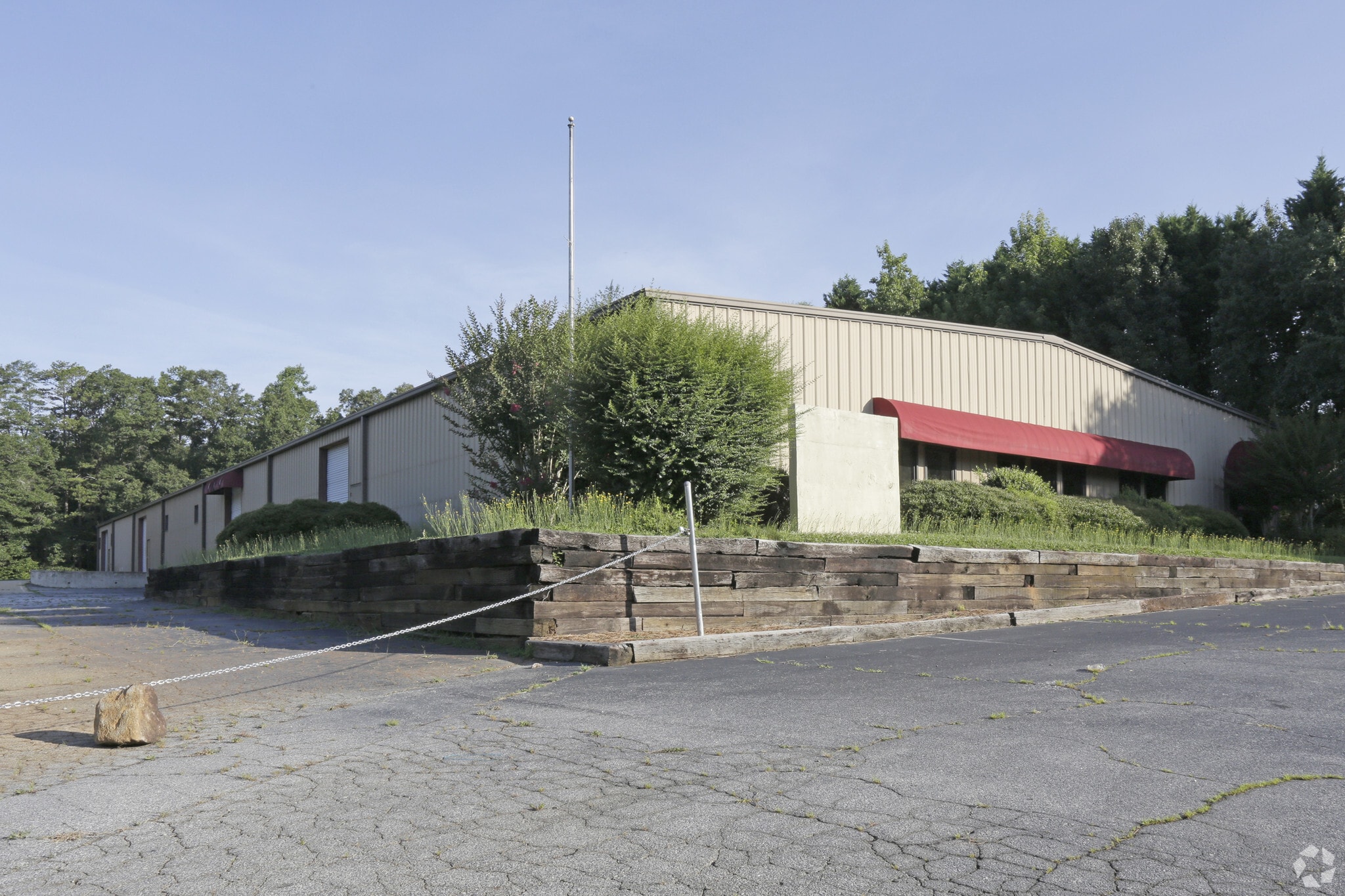 807 Holland Rd, Simpsonville, SC 29681