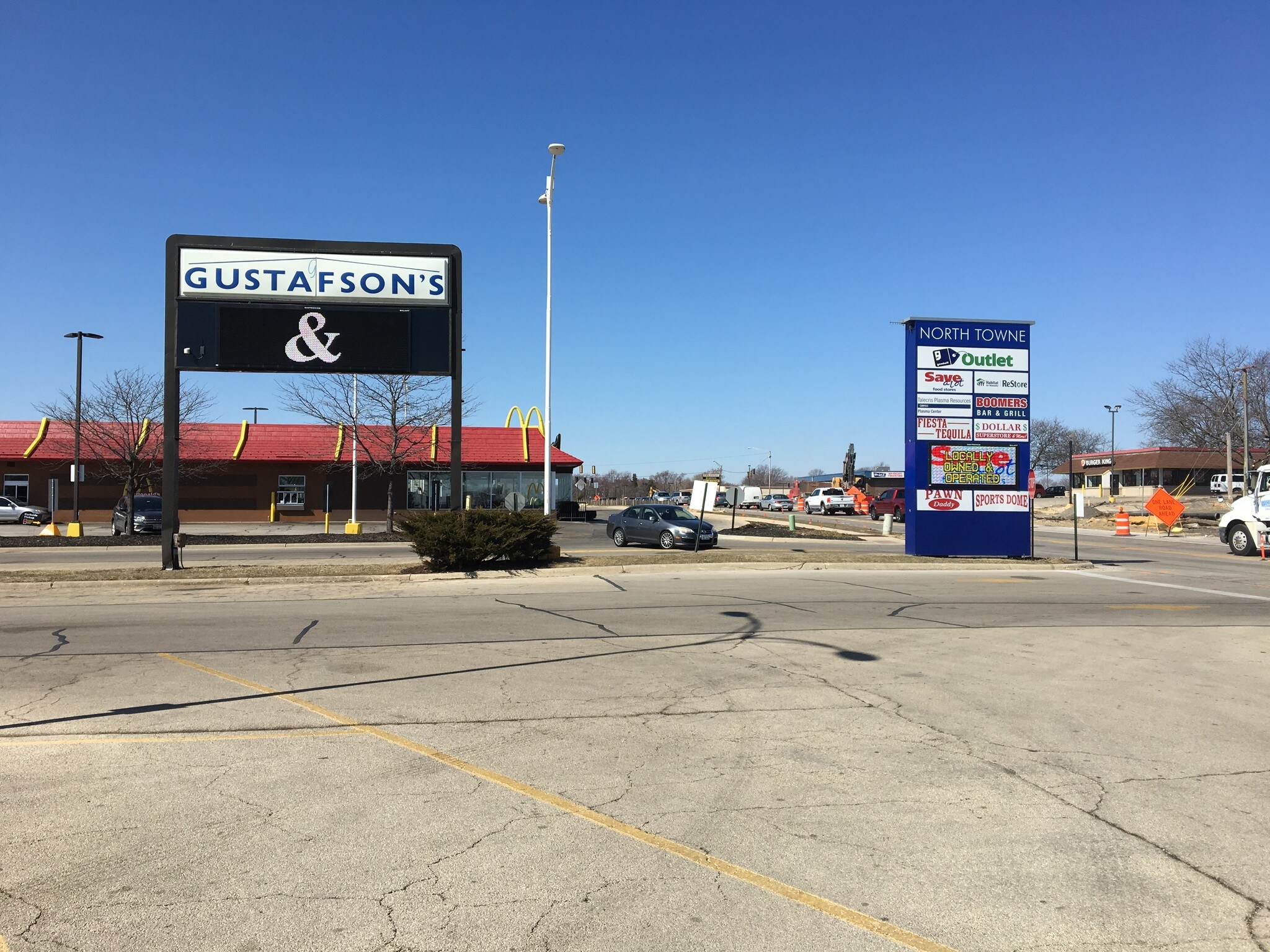 36013699 N Main St, Rockford, IL 61103 North Towne Mall