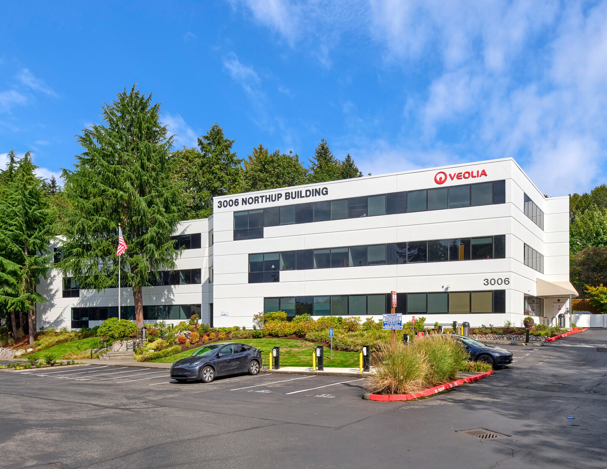 3006 Northup Way, Bellevue, WA for lease Building Photo- Image 1 of 9
