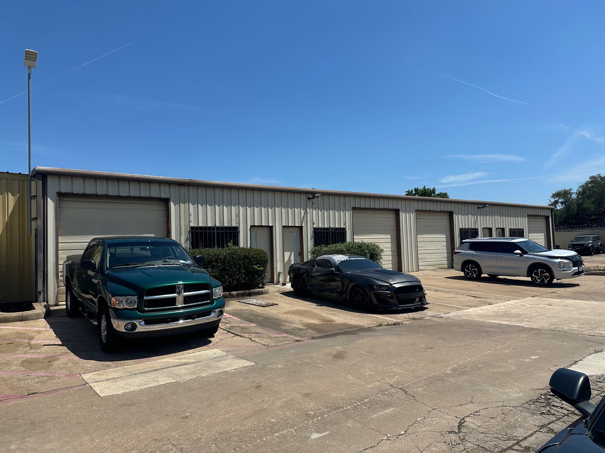 1730 Elmview Dr, Houston, TX for lease Building Photo- Image 1 of 5