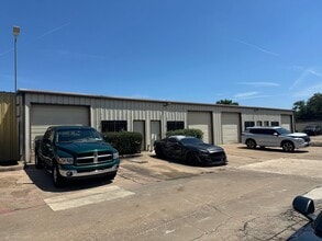 1730 Elmview Dr, Houston, TX for lease Building Photo- Image 1 of 5