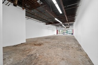 7304 Parkway Dr, Hanover, MD for lease Interior Photo- Image 2 of 4