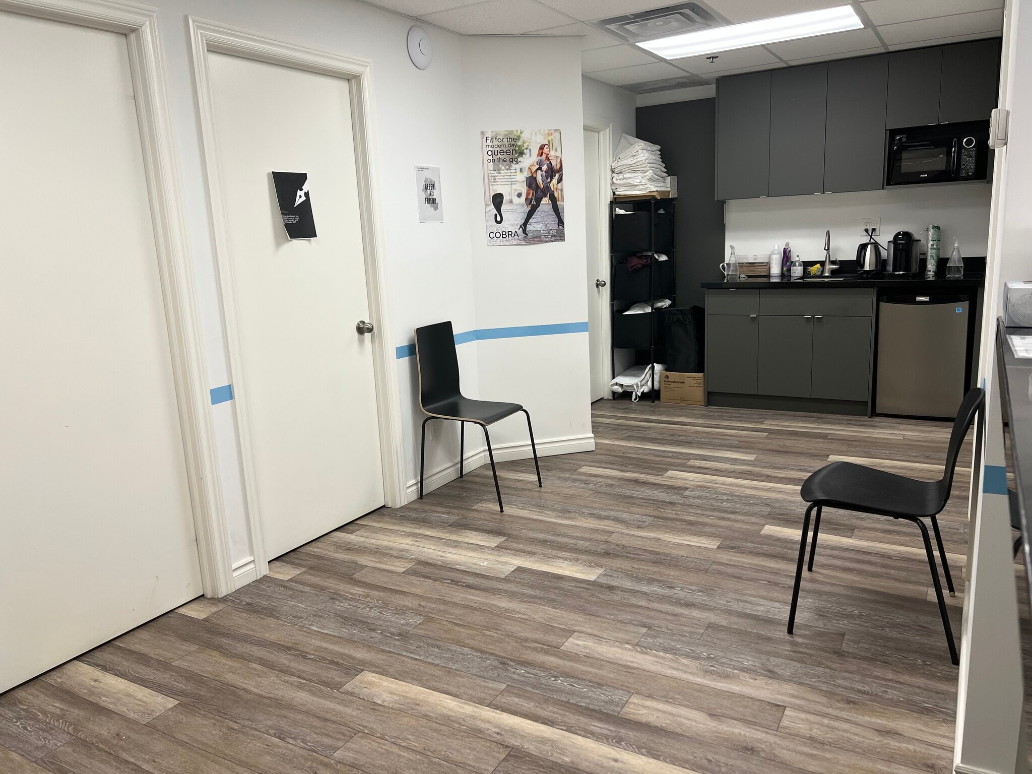 1 Queen St E, Toronto, ON for lease Interior Photo- Image 1 of 8