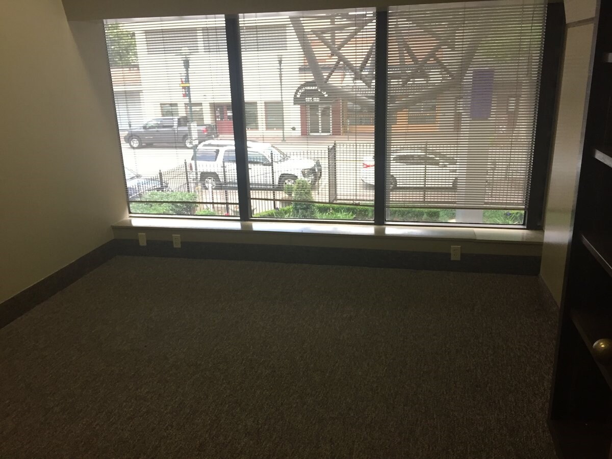 556 Jefferson St, Lafayette, LA for sale Building Photo- Image 1 of 1