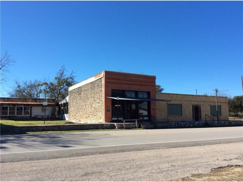 716 Loop 308, Briggs, TX for sale - Building Photo - Image 1 of 1