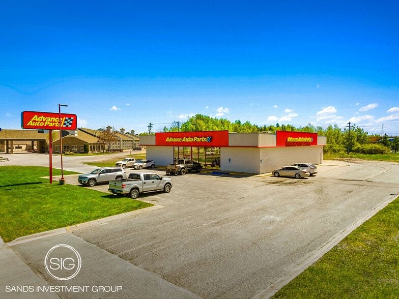 3701 I-75 Business Spur, Sault Sainte Marie, MI for sale - Building Photo - Image 1 of 5