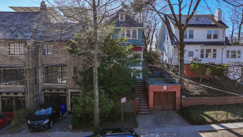 3822 Sedgwick Ave, Bronx, NY for sale - Building Photo - Image 2 of 16
