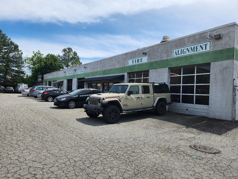 6968 Buford Hwy, Norcross, GA 30091